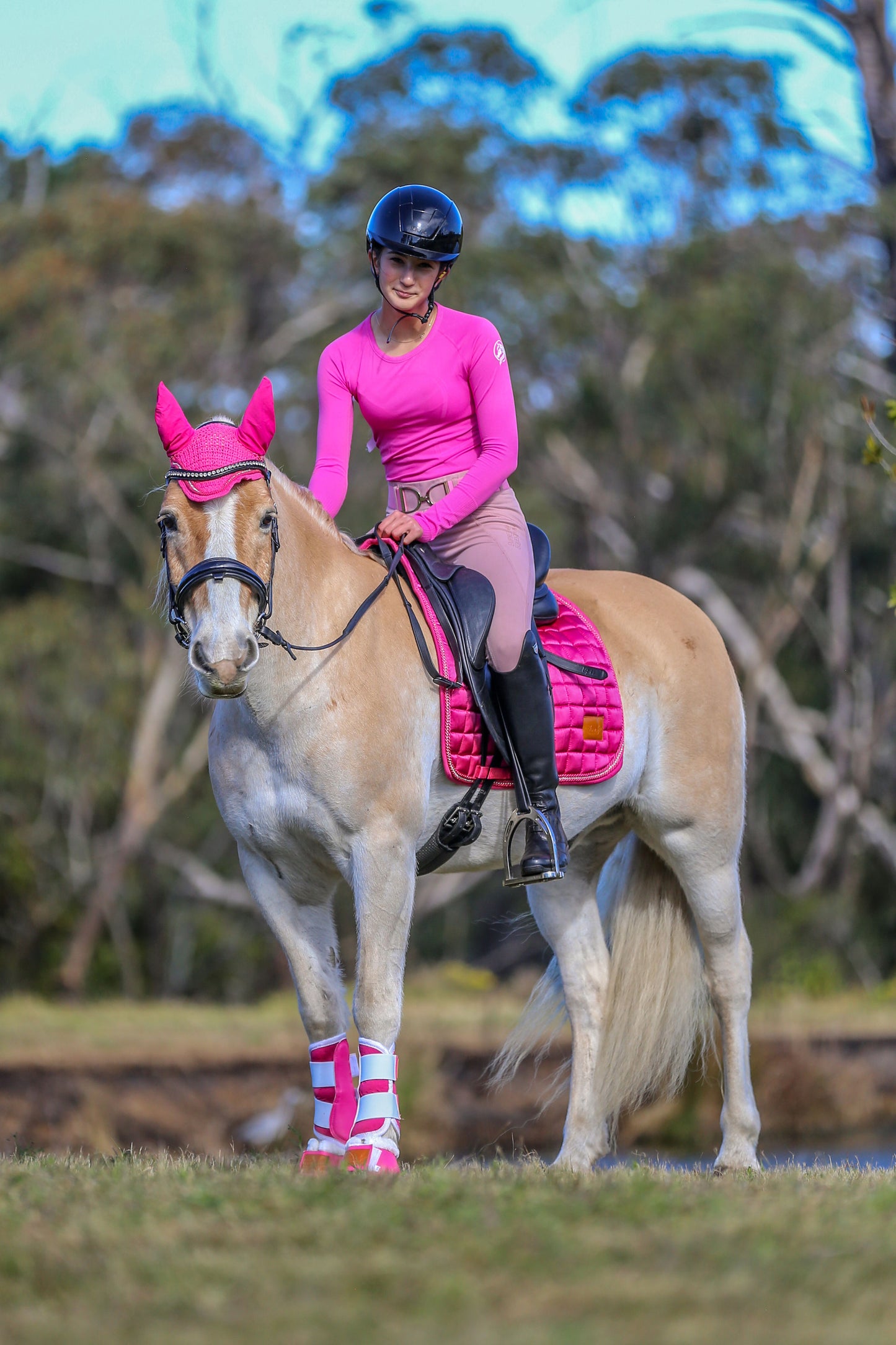 Hot Pink LS Seamless Performance Baselayer